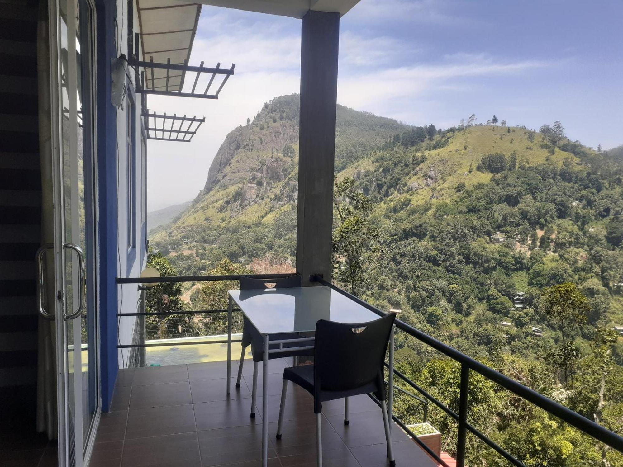 Ella Floating View Bed & Breakfast Екстериор снимка