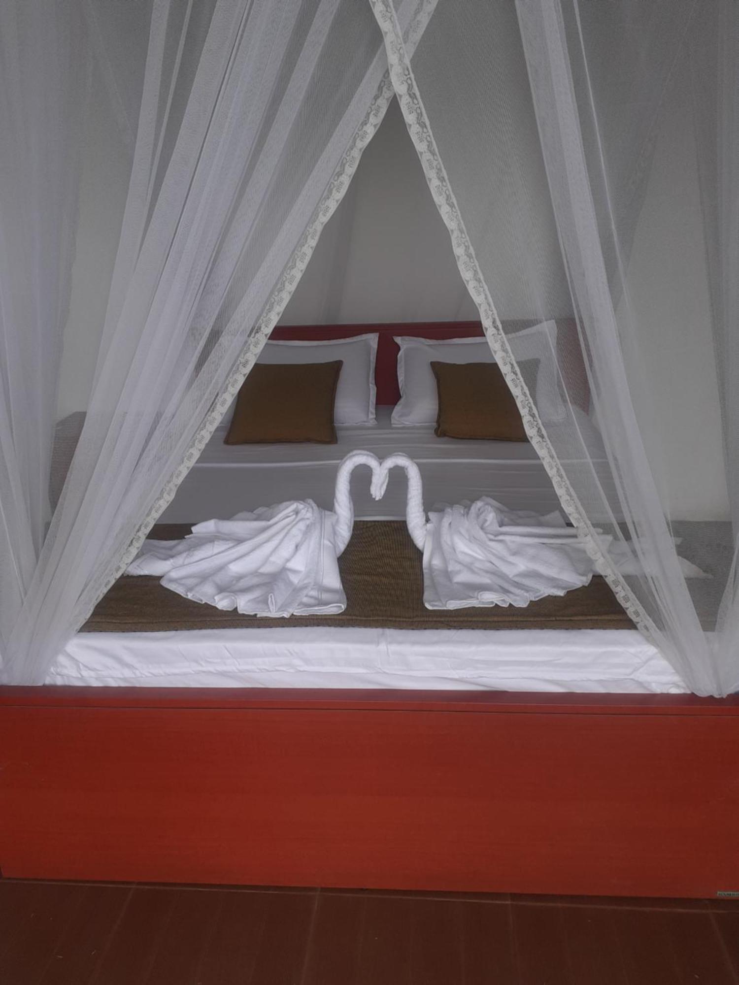Ella Floating View Bed & Breakfast Екстериор снимка