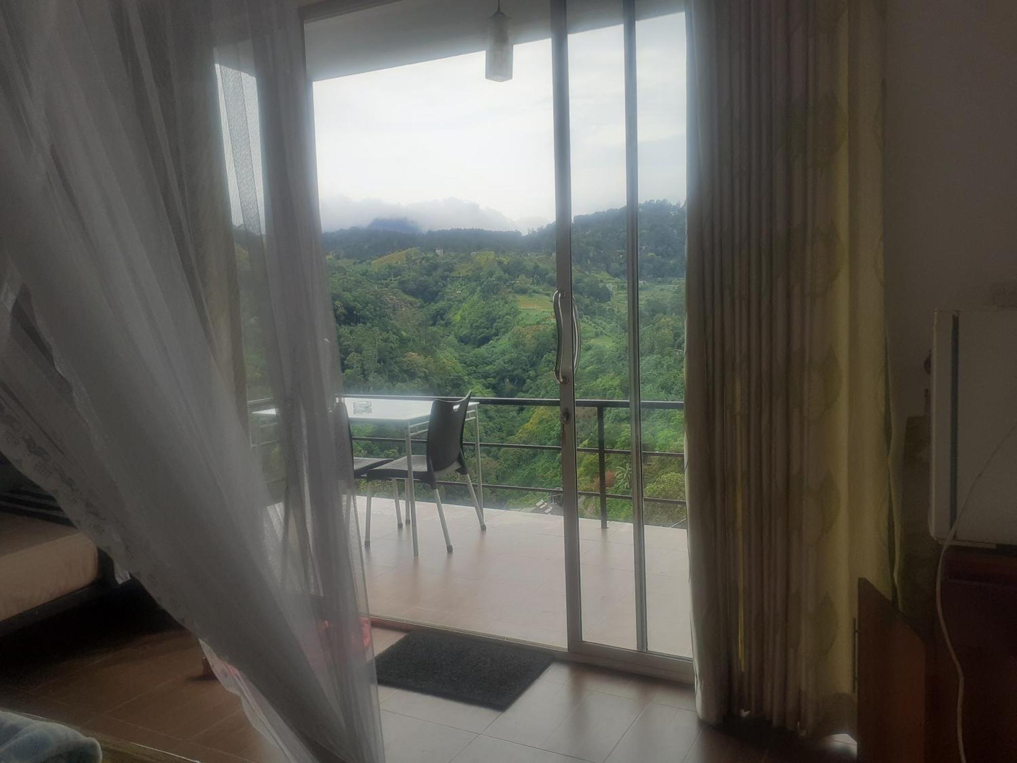Ella Floating View Bed & Breakfast Екстериор снимка